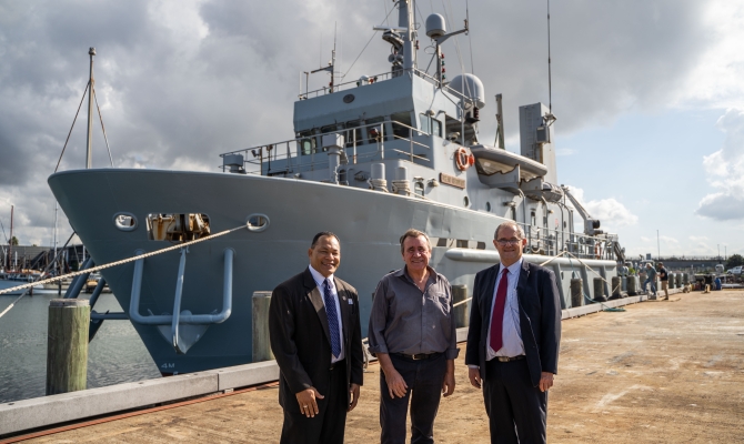 Kosi Latu, Paul Adams, Alan Broadfoot